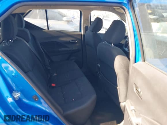 ✅ 2023 Nissan Kicks S • VIN: 3N1CP5BV2PL555739 • Lot: 42841063. Listed on IAAI with 28,898 mi. Free auction sales archive from the USA and detailed vehicle history report at DreamBid. Image 8.