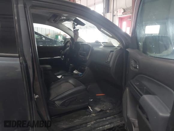 ✅ 2015 Chevrolet Colorado 4WD Z71 • VIN: 1GCHTCE32F1207314 • Лот: 41630709. Опубликован ранее на IAAI с пробегом 162 690 миль. Бесплатный доступ к архиву аукционных продаж из США и подробный отчёт об истории автомобиля на DreamBid. Изображение 5.