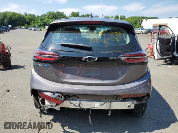 ✅ 2023 Chevrolet Bolt EV 1LT • VIN: 1G1FW6S0XP4144028 • Lot: 62064464. Wystawiony na Copart z przebiegiem 22 173 mil. Bezpłatny archiwum sprzedaży aukcyjnych z USA i szczegółowy raport historii pojazdu na DreamBid. Zdjęcie 6.
