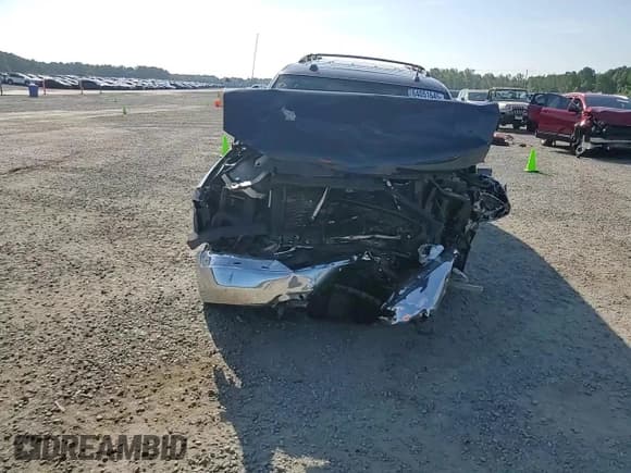 ✅ 2005 GMC Yukon XL SLT • VIN: 1GKFK16Z75J169986 • Лот: 64051645. Опубликован ранее на Copart с пробегом 76 061 миль. Бесплатный доступ к архиву аукционных продаж из США и подробный отчёт об истории автомобиля на DreamBid. Изображение 15.