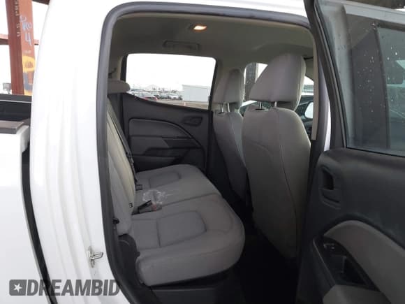 ✅ 2018 Chevrolet Colorado 2WD Work Truck • VIN: 1GCGSBEN4J1111414 • Lot: 41446647. Listed on IAAI with 46,927 mi. Free auction sales archive from the USA and detailed vehicle history report at DreamBid. Image 8.