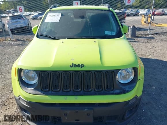✅ 2018 Jeep Renegade Latitude • VIN: ZACCJBBB9JPG78939 • Lot: 43203745. Wystawiony na IAAI z przebiegiem 81 968 mil. Bezpłatny archiwum sprzedaży aukcyjnych z USA i szczegółowy raport historii pojazdu na DreamBid. Zdjęcie 13.