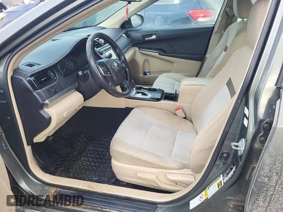 ✅ 2012 Toyota Camry L • VIN: 4T1BF1FK9CU608940 • Lot: 85116314. Wystawiony na Copart z przebiegiem 152 530 mil. Bezpłatny archiwum sprzedaży aukcyjnych z USA i szczegółowy raport historii pojazdu na DreamBid. Zdjęcie 7.