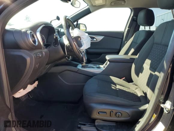 ✅ 2020 Chevrolet Blazer LT • VIN: 3GNKBCRS6LS641120 • Lot: 85842575. Listed on Copart with 83,525 mi. Free auction sales archive from the USA and detailed vehicle history report at DreamBid. Image 7.