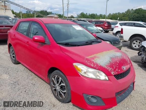 ✅ 2010 Toyota Matrix • VIN: 2T1KU4EE8AC274983 • Lot: 43088827. Wystawiony na IAAI z przebiegiem 196 525 mil. Bezpłatny archiwum sprzedaży aukcyjnych z USA i szczegółowy raport historii pojazdu na DreamBid. Zdjęcie 1.
