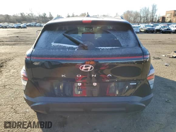 2024 Hyundai Kona SEL с VIN KM8HCCABXRU072305, выставлен на аукционе Copart как лот 41515255 с пробегом 6 744 миль миль и Списание • Salvage title. История ставок и продаж доступна на DreamBid. Изображение 6.