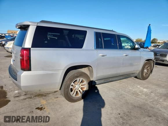 ✅ 2017 Chevrolet Suburban LT • VIN: 1GNSCHKC6HR157505 • Лот: 92344065. Опубликован ранее на Copart с пробегом 153 215 миль. Бесплатный доступ к архиву аукционных продаж из США и подробный отчёт об истории автомобиля на DreamBid. Изображение 3.