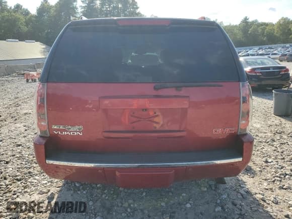 ✅ 2012 GMC Yukon Denali • VIN: 1GKS2EEF2CR207703 • Lot: 70955765. Wystawiony na Copart z przebiegiem 162 694 mil. Bezpłatny archiwum sprzedaży aukcyjnych z USA i szczegółowy raport historii pojazdu na DreamBid. Zdjęcie 6.