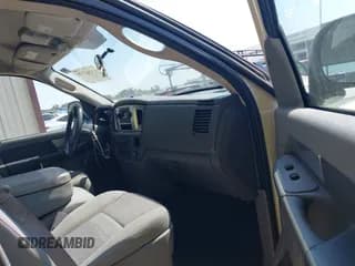 ✅ 2008 Dodge 1500 SLT • VIN: 1D7HA18278J163199 • Lot: 43242326. Wystawiony na IAAI z przebiegiem 145 350 mil. Bezpłatny archiwum sprzedaży aukcyjnych z USA i szczegółowy raport historii pojazdu na DreamBid. Zdjęcie 5.