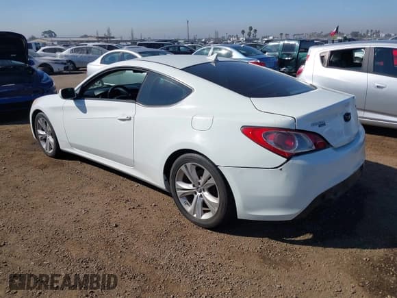 ✅ 2012 Hyundai Genesis Coupe 2.0T • VIN: KMHHT6KD4CU067884 • Lot: 41659834. Wystawiony na IAAI z przebiegiem 139 126 mil. Bezpłatny archiwum sprzedaży aukcyjnych z USA i szczegółowy raport historii pojazdu na DreamBid. Zdjęcie 3.