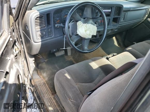 ✅ 2005 Chevrolet Silverado 1500 Work Truck • VIN: 1GCEC14V15Z195196 • Lot: 63242455. Listed on Copart with 260,121 mi. Free auction sales archive from the USA and detailed vehicle history report at DreamBid. Image 8.