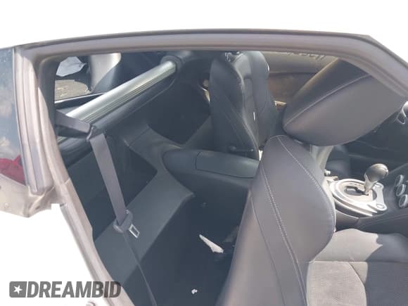 ✅ 2013 Nissan 370Z • VIN: JN1AZ4EH2DM380475 • Lot: 42974547. Wystawiony na IAAI z przebiegiem 85 917 mil. Bezpłatny archiwum sprzedaży aukcyjnych z USA i szczegółowy raport historii pojazdu na DreamBid. Zdjęcie 8.