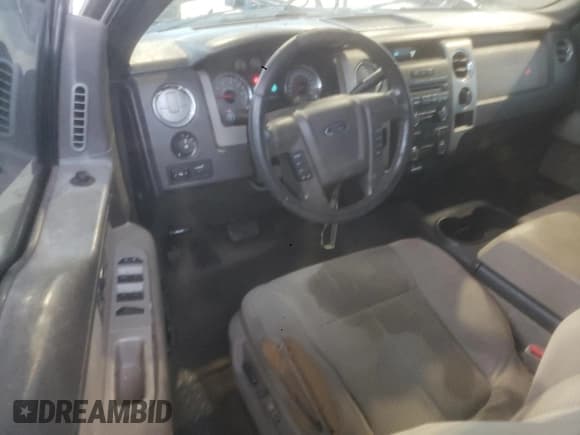 ✅ 2010 Ford F-150 XL • VIN: 1FTEX1C8XAFC95261 • Лот: 89542585. Опубликован ранее на Copart с пробегом 271 074 миль. Бесплатный доступ к архиву аукционных продаж из США и подробный отчёт об истории автомобиля на DreamBid. Изображение 8.