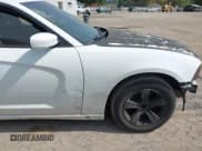 ✅ 2014 Dodge Charger SE • VIN: 2C3CDXBG9EH130371 • Lot: 43228536. Wystawiony na IAAI z przebiegiem 178 105 mil. Bezpłatny archiwum sprzedaży aukcyjnych z USA i szczegółowy raport historii pojazdu na DreamBid. Zdjęcie 6.