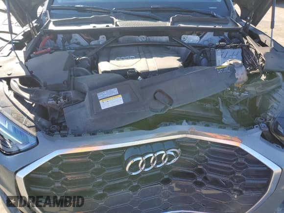 ✅ 2024 Audi Q5 S line Premium Plus • VIN: WA1EAAFY9R2098253 • Lot: 82383115. Wystawiony na Copart z przebiegiem 32 552 mil. Bezpłatny archiwum sprzedaży aukcyjnych z USA i szczegółowy raport historii pojazdu na DreamBid. Zdjęcie 11.