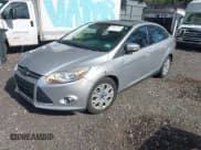 ✅ 2012 Ford Focus SE • VIN: 1FAHP3F29CL442096 • Лот: 43362058. Опубликован ранее на IAAI с пробегом 98 987 миль. Бесплатный доступ к архиву аукционных продаж из США и подробный отчёт об истории автомобиля на DreamBid. Изображение 2.