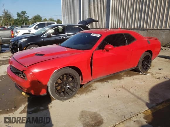 ✅ 2015 Dodge Challenger SXT Plus • VIN: 2C3CDZBG4FH805363 • Lot: 69331904. Wystawiony na Copart z przebiegiem 175 409 mil. Bezpłatny archiwum sprzedaży aukcyjnych z USA i szczegółowy raport historii pojazdu na DreamBid. Zdjęcie 1.