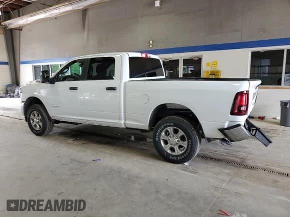 ✅ 2025 Ram 2500 Big Horn • VIN: 3C6UR5DJ7SG519303 • Лот: 58896785. Опубликован ранее на Copart с пробегом 3 031 миль. Бесплатный доступ к архиву аукционных продаж из США и подробный отчёт об истории автомобиля на DreamBid. Изображение 2.