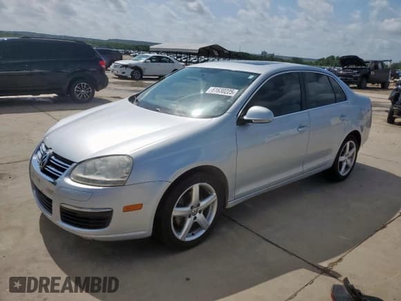 ✅ 2010 Volkswagen Jetta Limited Edition • VIN: 3VWRX7AJ4AM009427 • Lot: 61630225. Listed on Copart with 206,090 mi. Free auction sales archive from the USA and detailed vehicle history report at DreamBid. Image 1.