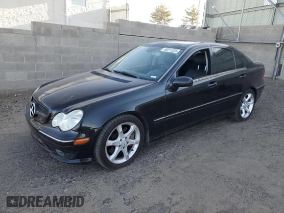 ✅ 2007 Mercedes-Benz C 230 Sport • VIN: WDBRF52HX7F853520 • Lot: 48811325. Wystawiony na Copart z przebiegiem 117 859 mil. Bezpłatny archiwum sprzedaży aukcyjnych z USA i szczegółowy raport historii pojazdu na DreamBid. Zdjęcie 1.