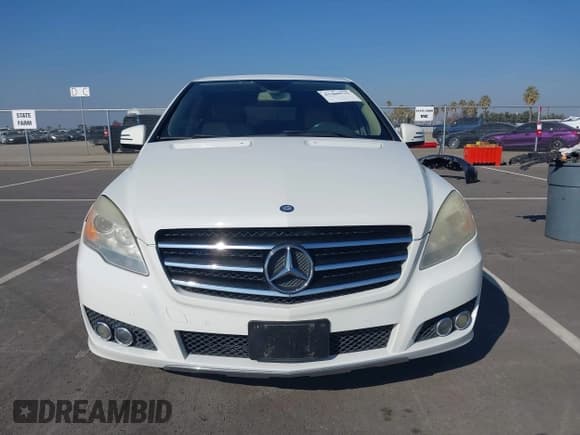 ✅ 2011 Mercedes-Benz R 350 • VIN: 4JGCB6FE7BA113434 • Лот: 41460531. Опубликован ранее на IAAI с пробегом 248 643 миль. Бесплатный доступ к архиву аукционных продаж из США и подробный отчёт об истории автомобиля на DreamBid. Изображение 12.