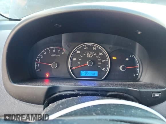 2010 Hyundai Elantra GLS z VIN KMHDU4AD0AU175708, wystawiony jako Copart lot #84371155 z przebiegiem 155 178 mil mil oraz Szkoda całkowita • Salvage title. Historia ofert i sprzedaży dostępna na DreamBid. Obrazek 9.