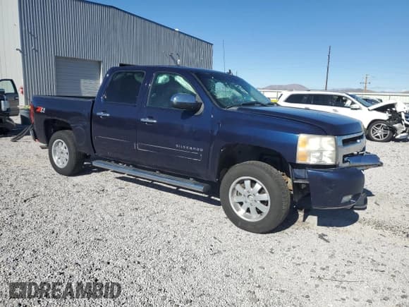 ✅ 2011 Chevrolet Silverado 1500 LT • VIN: 3GCPKSE30BG239702 • Lot: 82745925. Listed on Copart with 237,459 mi. Free auction sales archive from the USA and detailed vehicle history report at DreamBid. Image 4.