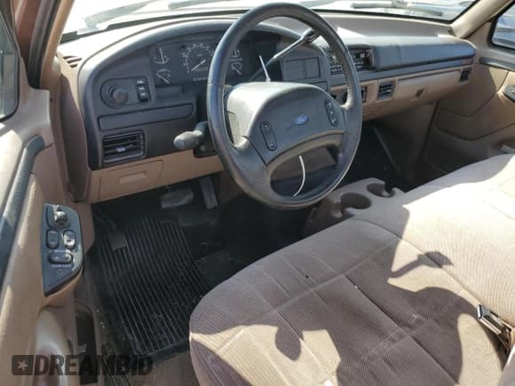 ✅ 1996 Ford F-250 • VIN: 2FTHF25H2TCA22414 • Lot: 63652304. Listed on Copart with 171,455 mi. Free auction sales archive from the USA and detailed vehicle history report at DreamBid. Image 8.