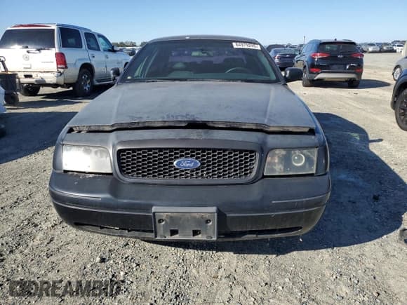 ✅ 2006 Ford Police Interceptor • VIN: 2FAFP71W36X132560 • Lot: 84979295. Wystawiony na Copart z przebiegiem 130 902 mil. Bezpłatny archiwum sprzedaży aukcyjnych z USA i szczegółowy raport historii pojazdu na DreamBid. Zdjęcie 5.