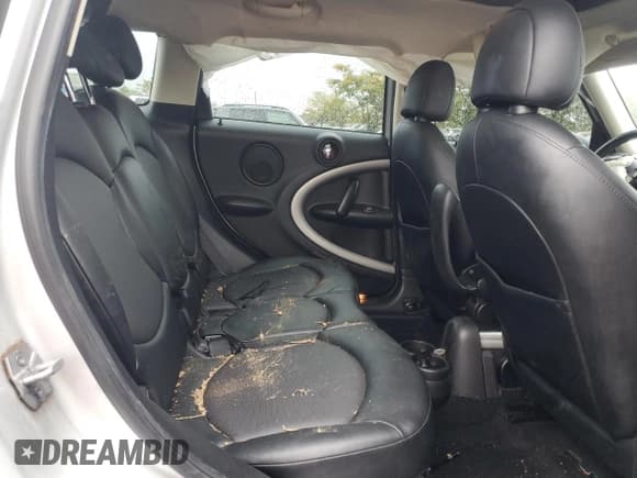 ✅ 2014 MINI Countryman • VIN: WMWZB3C56EWR42243 • Lot: 71482595. Listed on Copart with 130,439 mi. Free auction sales archive from the USA and detailed vehicle history report at DreamBid. Image 10.