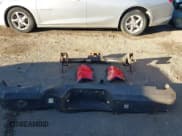 ✅ 2015 Chevrolet Silverado 2500HD High Country • VIN: 1GC1KXE85FF538303 • Lot: 43607471. Wystawiony na IAAI z przebiegiem 216 084 mil. Bezpłatny archiwum sprzedaży aukcyjnych z USA i szczegółowy raport historii pojazdu na DreamBid. Zdjęcie 12.