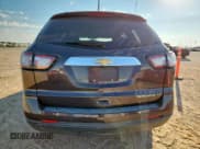 ✅ 2016 Chevrolet Traverse LT • VIN: 1GNKRGKD0GJ191390 • Lot: 81984245. Wystawiony na Copart z przebiegiem 82 677 mil. Bezpłatny archiwum sprzedaży aukcyjnych z USA i szczegółowy raport historii pojazdu na DreamBid. Zdjęcie 6.