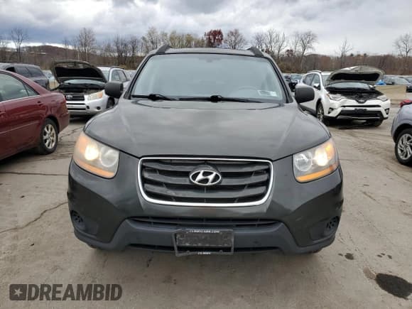 ✅ 2010 Hyundai Santa Fe GLS • VIN: 5NMSGDAB5AH376478 • Lot: 92358235. Listed on Copart with 153,495 mi. Free auction sales archive from the USA and detailed vehicle history report at DreamBid. Image 5.