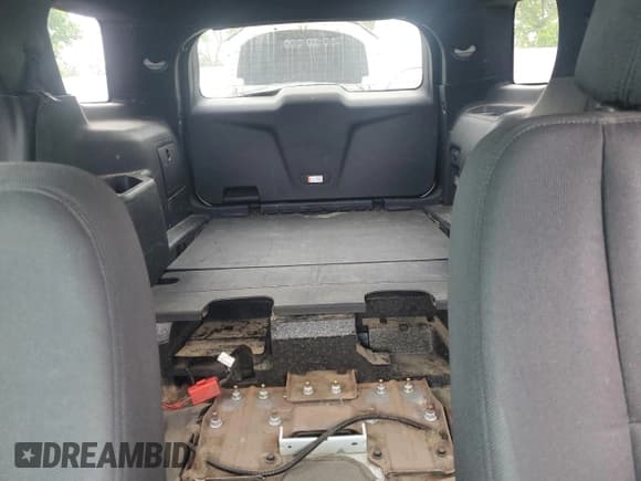 ✅ 2017 Ford Police Interceptor Utility • VIN: 1FM5K8AR6HGC63457 • Лот: 55322445. Опубликован ранее на Copart с пробегом 136 618 миль. Бесплатный доступ к архиву аукционных продаж из США и подробный отчёт об истории автомобиля на DreamBid. Изображение 10.