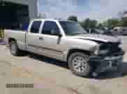 2005 Chevrolet Silverado 1500 Work Truck with VIN 1GCEC19X65Z234889, listed as a Copart auction lot 71561145 with 206,961 mi miles and Salvage title. Bid and sale history available at DreamBid. Image 4.