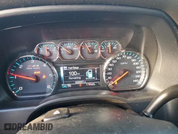 ✅ 2019 Chevrolet Silverado 2500HD LTZ • VIN: 1GC1KTEG4KF267633 • Lot: 49646465. Wystawiony na Copart z przebiegiem 203 657 mil. Bezpłatny archiwum sprzedaży aukcyjnych z USA i szczegółowy raport historii pojazdu na DreamBid. Zdjęcie 9.