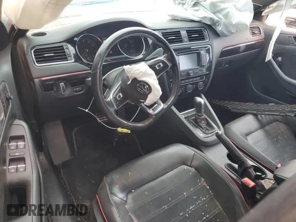 ✅ 2015 Volkswagen Jetta GLI SE • VIN: 3VW4T7AJ0FM422765 • Lot: 58864385. Listed on Copart with 120,151 mi. Free auction sales archive from the USA and detailed vehicle history report at DreamBid. Image 8.