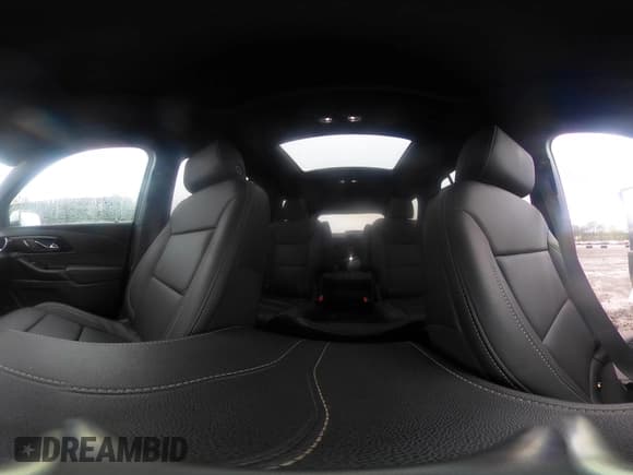 ✅ 2022 Chevrolet Traverse LT • VIN: 1GNEVHKW6NJ135807 • Lot: 42167651. Wystawiony na IAAI z przebiegiem 62 782 mil. Bezpłatny archiwum sprzedaży aukcyjnych z USA i szczegółowy raport historii pojazdu na DreamBid. Zdjęcie 19.