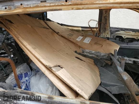 2024 Dodge Hornet R/T z VIN ZACPDFCW5R3A32687, wystawiony jako Copart lot #67364065 z przebiegiem Nie podano mil oraz Nie do naprawy • Non repairable. Historia ofert i sprzedaży dostępna na DreamBid. Obrazek 11.