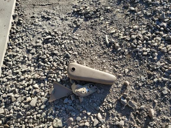 ✅ 2012 Cadillac Escalade Luxury • VIN: 1GYS4BEF4CR122456 • Lot: 87407225. Wystawiony na Copart z przebiegiem 166 230 mil. Bezpłatny archiwum sprzedaży aukcyjnych z USA i szczegółowy raport historii pojazdu na DreamBid. Zdjęcie 13.