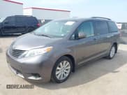 ✅ 2013 Toyota Sienna LE • VIN: 5TDJK3DC9DS067347 • Lot: 43500377. Listed on IAAI with 128,416 mi. Free auction sales archive from the USA and detailed vehicle history report at DreamBid. Image 17.