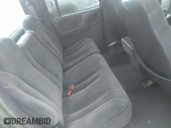 ✅ 2000 Dodge Dakota Sport • VIN: 1B7HG2AZ6YS661541 • Lot: 41674406. Wystawiony na IAAI z przebiegiem 204 117 mil. Bezpłatny archiwum sprzedaży aukcyjnych z USA i szczegółowy raport historii pojazdu na DreamBid. Zdjęcie 8.