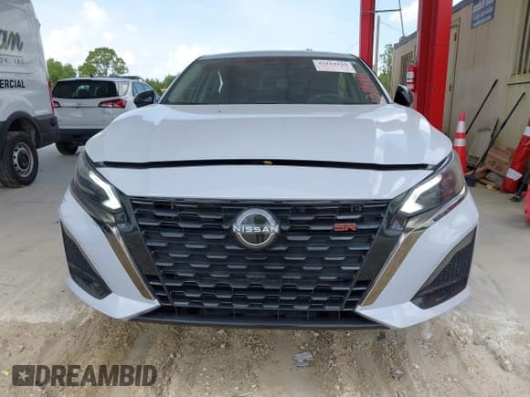 ✅ 2023 Nissan Altima SR • VIN: 1N4BL4CV4PN372362 • Lot: 43114169. Listed on IAAI with 18,011 mi. Free auction sales archive from the USA and detailed vehicle history report at DreamBid. Image 12.