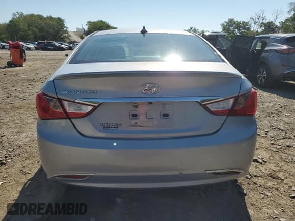 ✅ 2003 Hyundai Sonata GLS • VIN: 5NPEB4AC3DH606675 • Lot: 71525835. Listed on Copart with 116,624 mi. Free auction sales archive from the USA and detailed vehicle history report at DreamBid. Image 6.