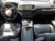 ✅ 2019 Honda Pilot Touring 8-Passenger • VIN: 5FNYF5H90KB043176 • Lot: 71208325. Listed on Copart with 56,580 mi. Free auction sales archive from the USA and detailed vehicle history report at DreamBid. Image 8.