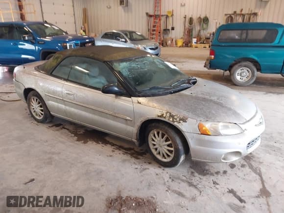 ✅ 2002 Chrysler Sebring LXi • VIN: 1C3EL55RX2N354622 • Lot: 42510719. Listed on IAAI with 147,871 mi. Free auction sales archive from the USA and detailed vehicle history report at DreamBid. Image 1.