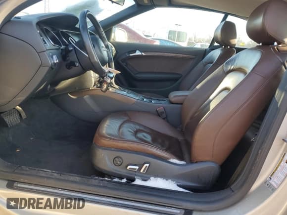 ✅ 2014 Audi A5 Premium • VIN: WAUCFAFH0EN015247 • Lot: 85073894. Listed on Copart with 73,260 mi. Free auction sales archive from the USA and detailed vehicle history report at DreamBid. Image 7.