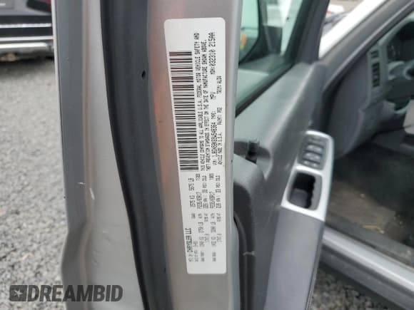 ✅ 2009 Jeep Liberty Limited • VIN: 1J8GN58K69W548364 • Lot: 50314285. Wystawiony na Copart z przebiegiem 133 155 mil. Bezpłatny archiwum sprzedaży aukcyjnych z USA i szczegółowy raport historii pojazdu na DreamBid. Zdjęcie 13.