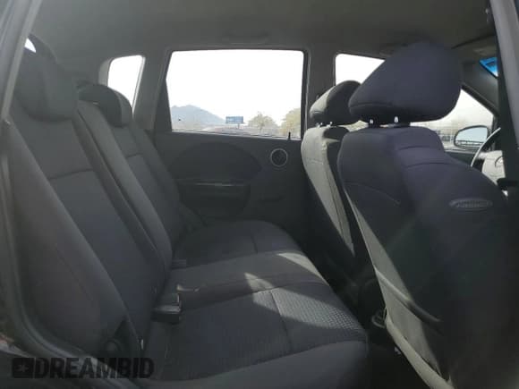 ✅ 2007 Chevrolet Aveo LS • VIN: KL1TD66617B706318 • Lot: 42835265. Wystawiony na Copart z przebiegiem 153 065 mil. Bezpłatny archiwum sprzedaży aukcyjnych z USA i szczegółowy raport historii pojazdu na DreamBid. Zdjęcie 10.