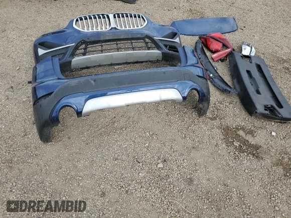 ✅ 2021 BMW X1 xDrive28i • VIN: WBXJG9C02M5T82026 • Lot: 89846155. Listed on Copart with 90,257 mi. Free auction sales archive from the USA and detailed vehicle history report at DreamBid. Image 13.